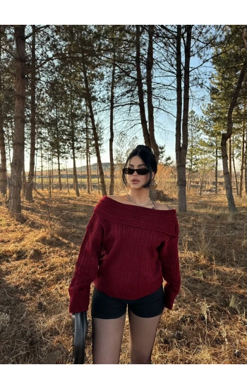 Bordo Madonna Yaka Şardonlu Kazak