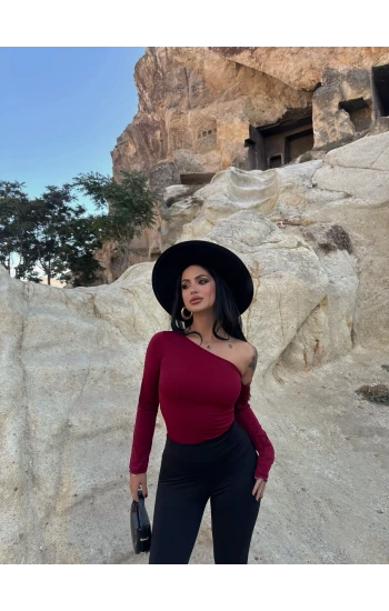 Bordo Omuz Açık Basic Crop