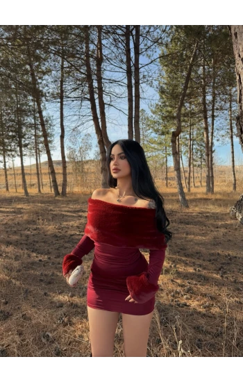 Bordo Yakası Kürklü Madonna Elbise