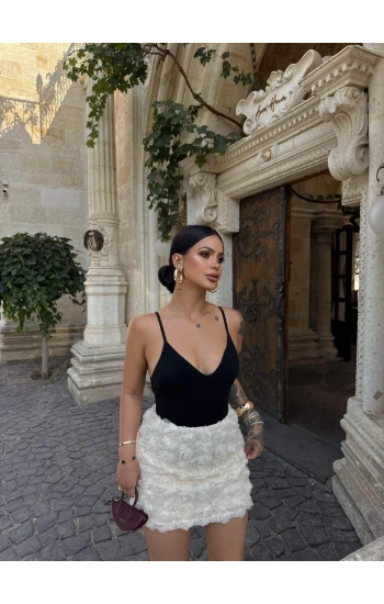 Ekru Rose Kabartma Etek