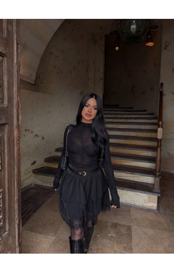 Etek Ucu Dantelli Kat Etek