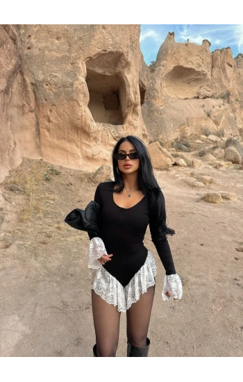 Fermuarlı Güpürlü Tulum