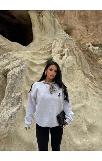 Gri Fularlı Logo Sweat