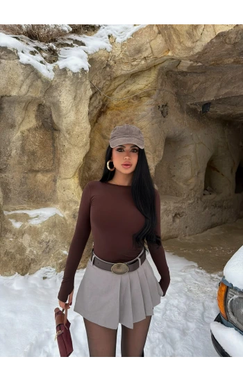 Gri Pileli Viskon Şort Etek