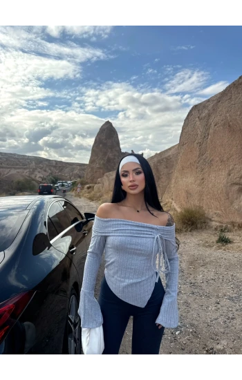 Gri Yaka Büzgülü Asimetrik Bluz