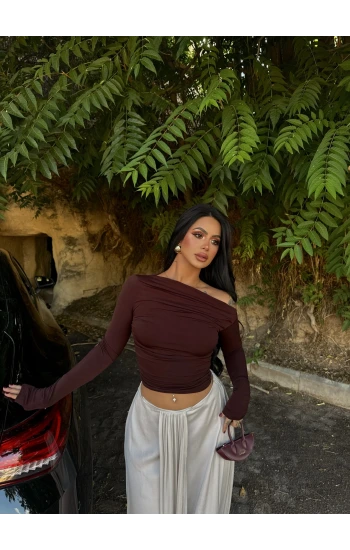 Kahve Büzgülü Kayık Yaka Crop