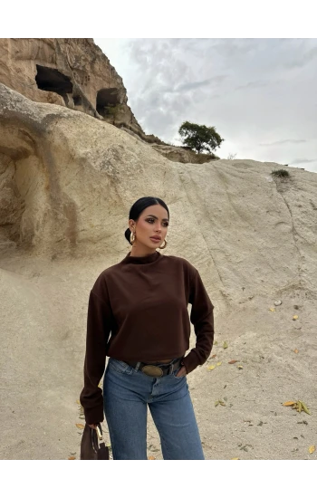 Kahve Dik Yaka Selanik Sweat