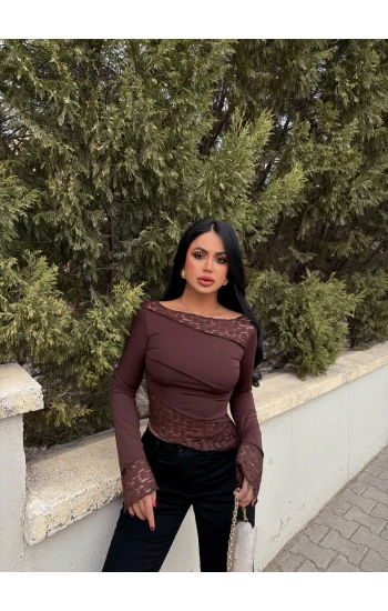 Kahve Güpürlü Geniş Yaka Crop