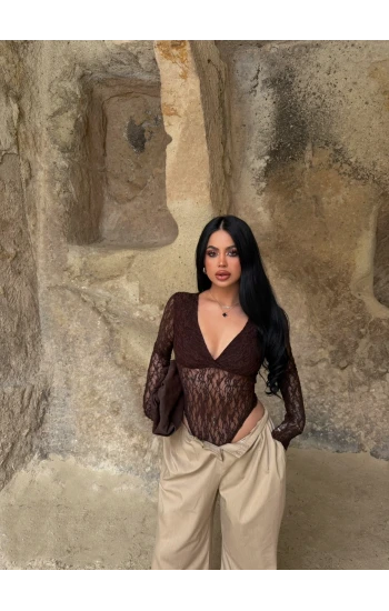 Kahve İçi Astarlı Güpürlü Bodysuit
