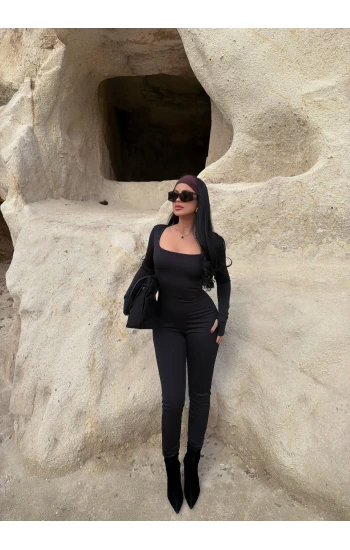 Kare Yaka Şardonlu Tulum