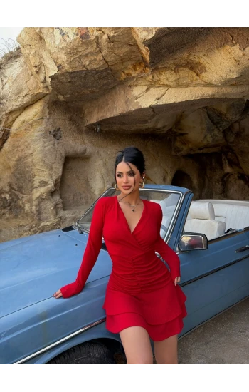 Kırmızı V Yaka Büzgülü Simli Elbise