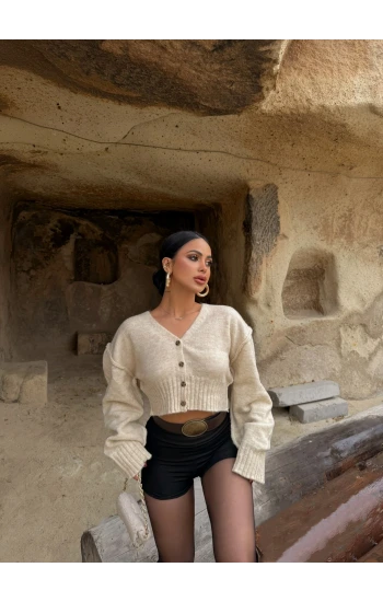 Krem Sırt Baskılı Düğmeli Hırka