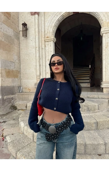 Lacivert Ön Düğmeli Triko