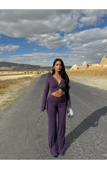 Mor Göğüs Tokalı Triko Takım
