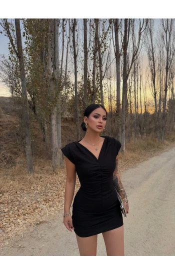 Omuz Vatkalı V Yakalı Elbise