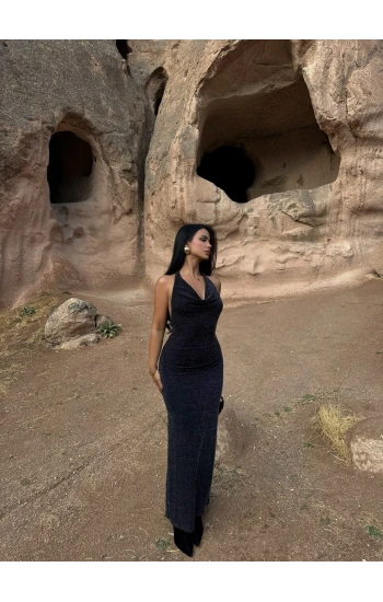 Simli Sırt Dekolte Elbise