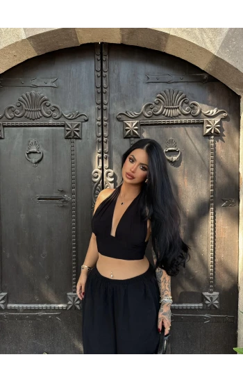 Siyah Boyundan Geçmeli Sandy Crop