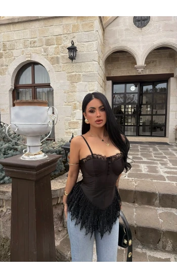 Siyah Dantelli Rec Crop