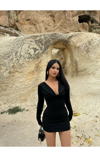 Siyah Degaje Yaka Dore Elbise