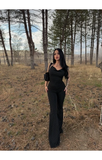 Siyah Degaje Yaka Taşlı Tulum