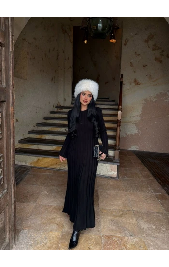 Siyah Fitilli Triko Maxi Elbise