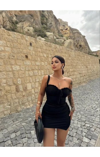 Siyah Gloplu Dantel Detay Elbise