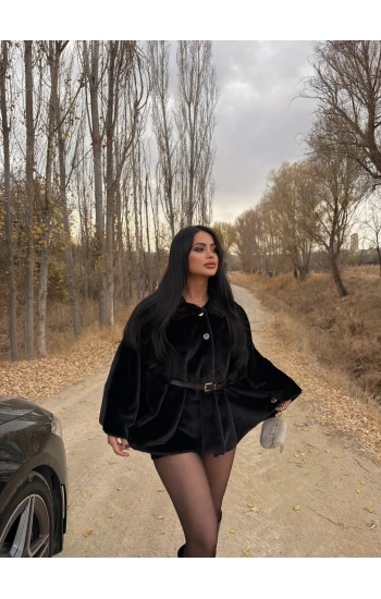 Siyah Kemerli Peluş Panço