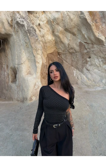 Siyah Luxe Tek Omuz Taşlı Bluz