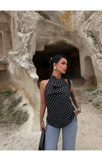 Siyah Puantiyeli Degaje Bluz