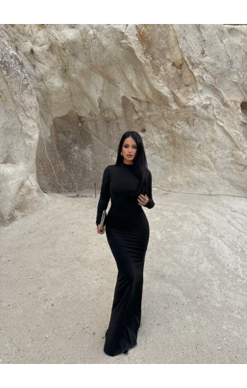 Siyah Sırt Halkalı Maxi Elbise