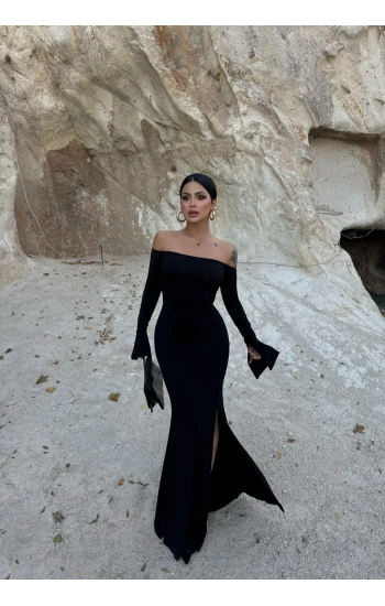 Siyah Tek Yırtmaçlı Madonna Elbise