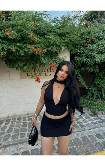 Siyah Tül Detaylı Etekli Takım