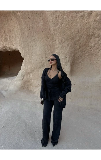 Siyah Yumoş Triko Üçlü Takım