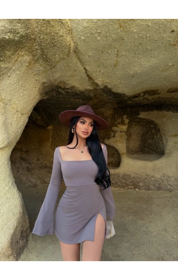 Vizon Kare Yaka Tek Yırtmaçlı Elbise