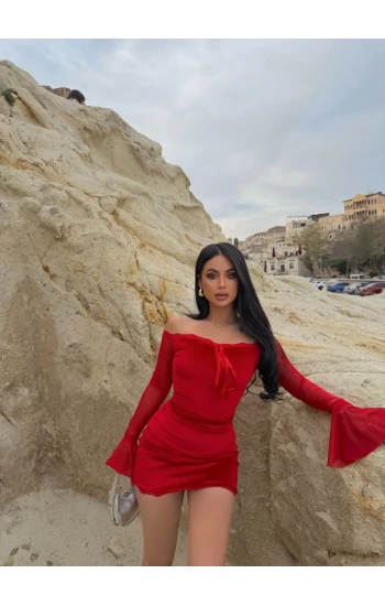 Yaka Bağlamalı Kadife Elbise