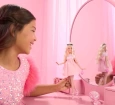 Barbie Deluxe Style Sarı Saçlı Bebek HYV27