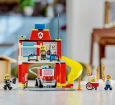 LEGO City İtfaiye Merkezi ve İtfaiye Kamyonu 60375