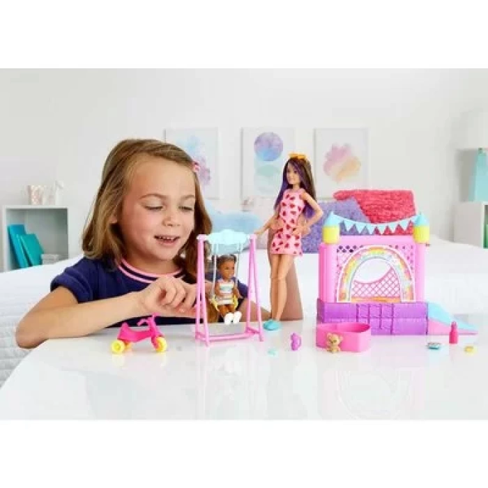 Barbie Bebek Bakıcısı Skipper Set - HHB67