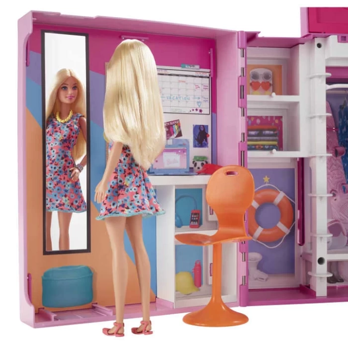Barbie® ve YENİ Rüya Dolabı Oyun Seti - HGX57