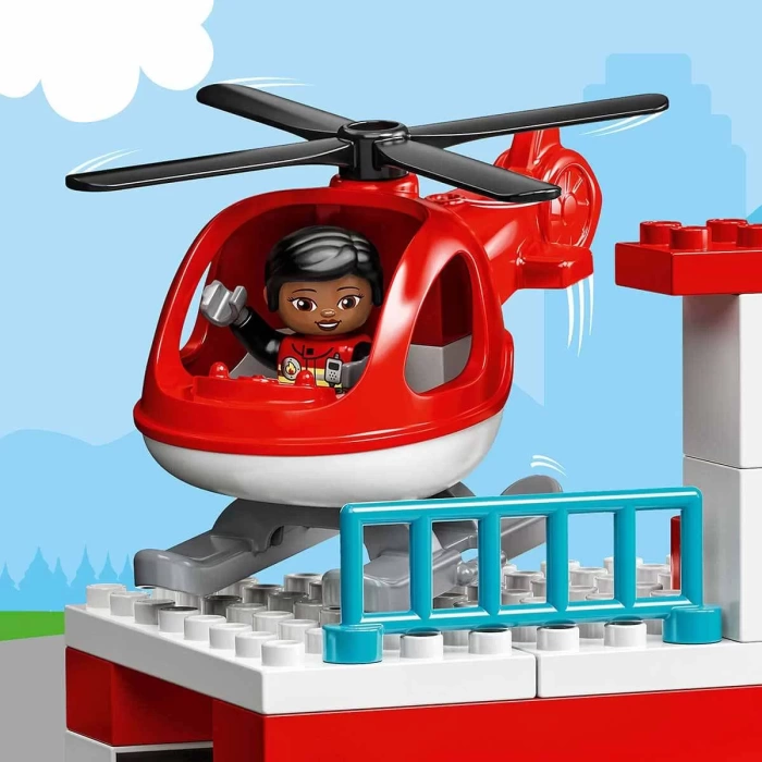 LEGO DUPLO İtfaiye Merkezi ve Helikopter 10970