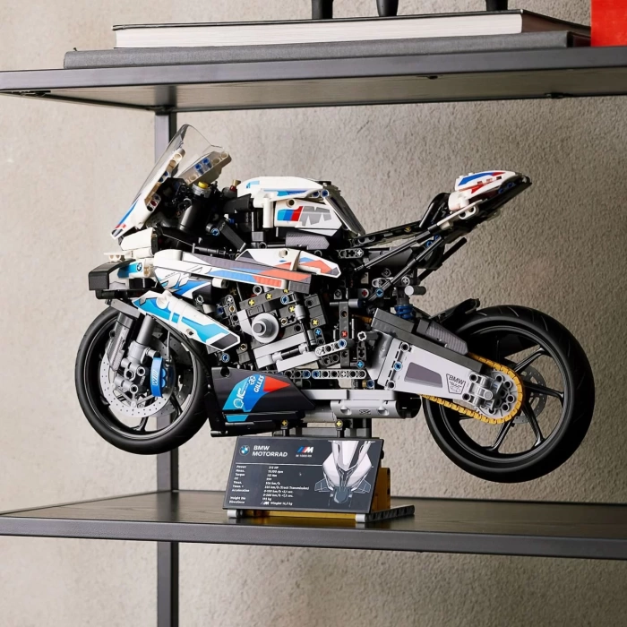 LEGO® Technic BMW M 1000 RR 42130 Model Yapım Seti