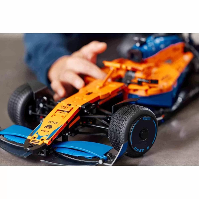 LEGO Technic McLaren Formula 1 Yarış Arabası 42141