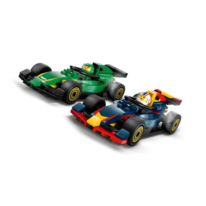 60445 LEGO® City RB20 ve AMR24 F1® Arabalı F1® Kamyonu