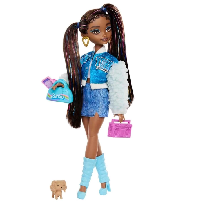 Barbie Dream Besties Barbie Brooklyn Bebek ve Aksesuarları HYC22