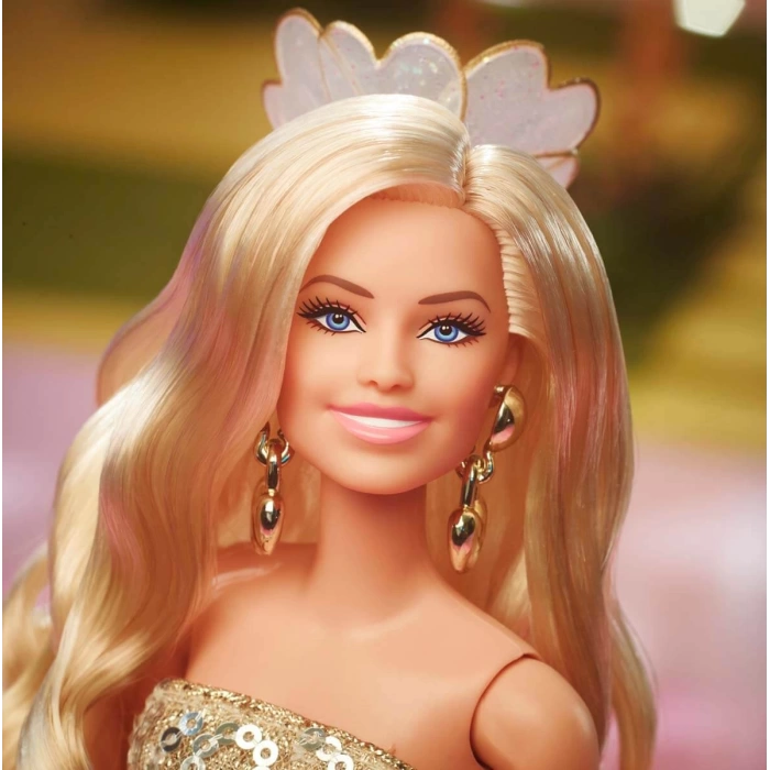 Barbie Movie - Barbie Gold Tulumlu Bebek HPJ99
