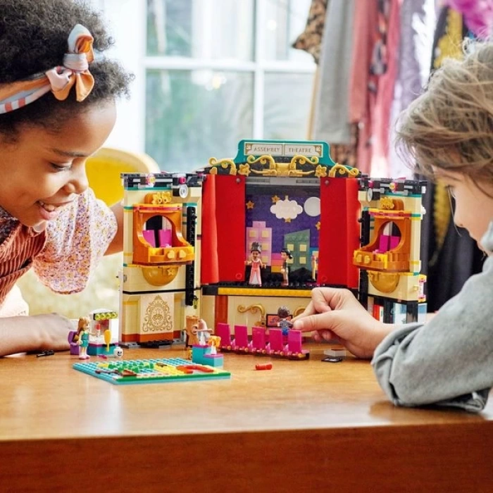 LEGO Friends Andreanın Tiyatro Okulu 41714