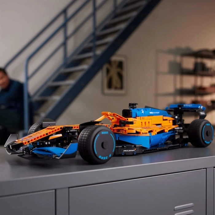 Lego Technic McLaren Formula 1 Yarış Arabası 42141