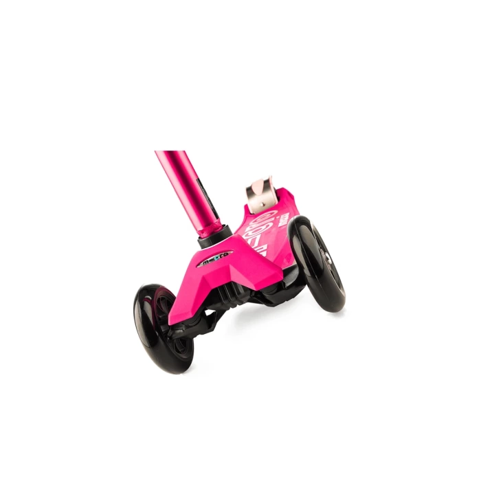 Micro Maxi Micro Deluxe 3 Tekerlekli Scooter Pink