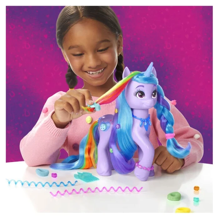 My Little Pony Izzy Moonbow Gökkuşaği Stili F8825