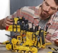 Lego Technic Uygulama Kumandalı Cat D11 Buldozer 42131